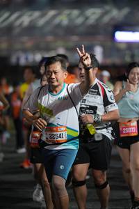 BIB: 333, 22541, 25073
                            <button type="button" onclick="openModal(21022216)" class="btn btn-primary btn-sm float-right btn-popup" data-toggle="modal" data-target=".modal-high-quality">
                        <i class="fas fa-shopping-cart"></i> Add to Cart
                    </button>
                                            <button type="button" onclick="isThisMe(21022216, true)" class="btn btn-success btn-sm float-right btn-popup btn-isme hidden" data-toggle="tooltip" data-placement="bottom" title="นี่คือรูปของคุณใช่ไหม คลิกที่นี่เพื่อเอาเข้าอัลบั้ม">
                        <i class="fas fa-plus"></i> Add to album
                    </button>
                    <button type="button" onclick="isThisMe(21022216, false)" class="btn btn-warning btn-sm float-right btn-popup btn-isnotme hidden">
                        <i class="fas fa-ban"></i> Remove from album
                    </button>